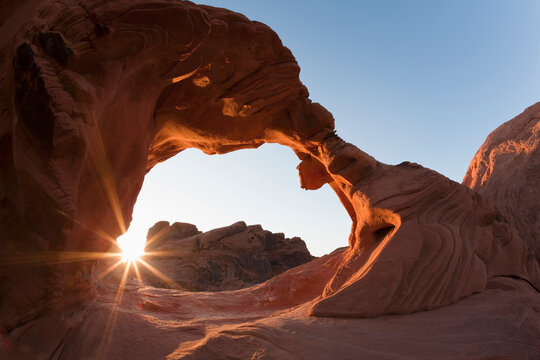 USA, Nevada, Fire State Park, Arch rock