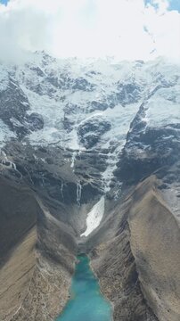 Laguna Hunantay - Per&uacute;