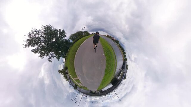 Cycling through Krakow with a 360 camera and tiny planet effect