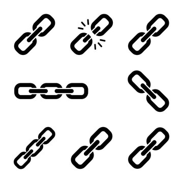 Chain links with one broken link symbolizing weakness or failure in a series
