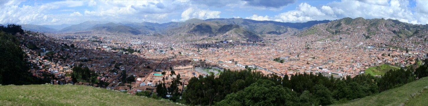 Blick vom H&uuml;gel auf Cusco