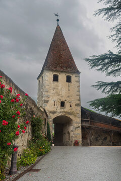 Torre di ingresso presso l'Abbazia di Novacella - Varna - Alto Adige - Italia