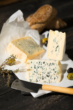 Blue cheese, olives, herbs and crusty bread