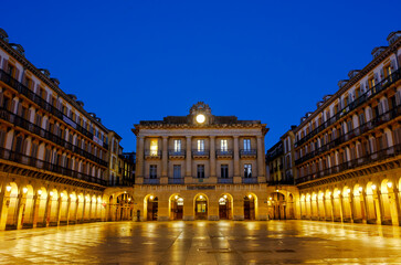 Fototapeta premium Sunrise at Constitution Square in San Sebastian City Center, Gipuzkoa, Basque Country, Spain