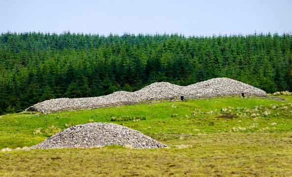 Over Camster Round to Camster Long. The two Grey Cairns of Camster 5000 year Neolithic burial chambers. Caithness, Scotland