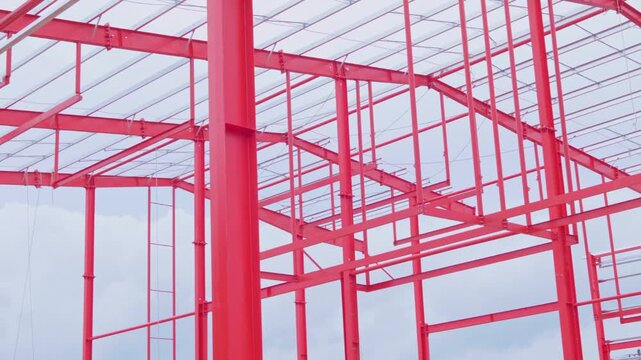 Structures and construction sites for large-scale buildings, projects factories, shopping malls, and outdoor construction areas hazardous zones within industrial plants. Metal beam