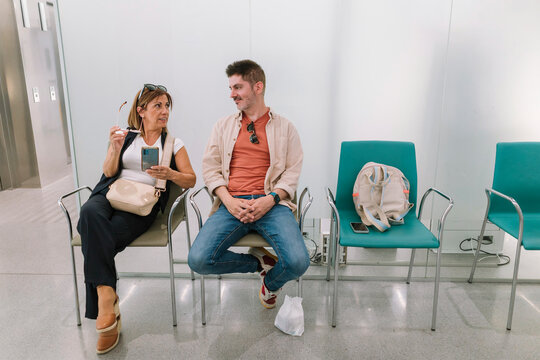 Conversation in waiting area