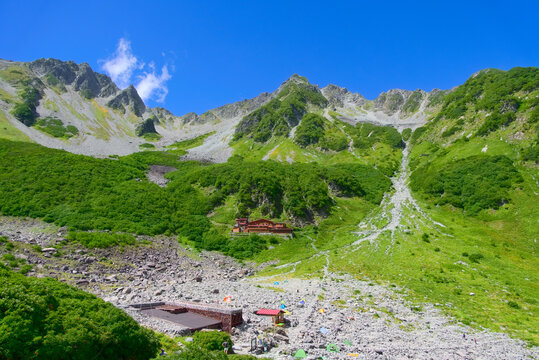 涸沢岳」の写真素材 | 824件の無料イラスト画像 | Adobe Stock
