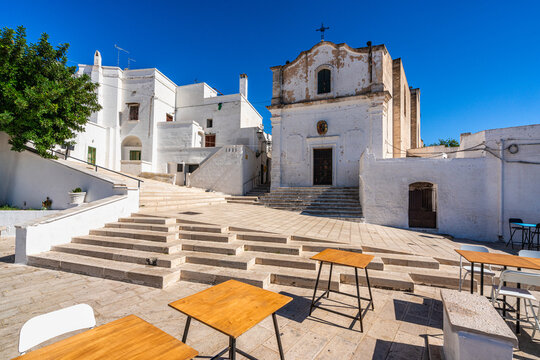 Scenic sight in the town of Massafra, Province of Taranto, Apulia (Puglia), southern Italy.