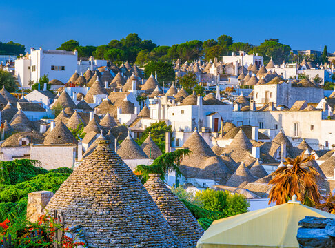Alberobello, Italy old town view with traditional trullo Houses 287