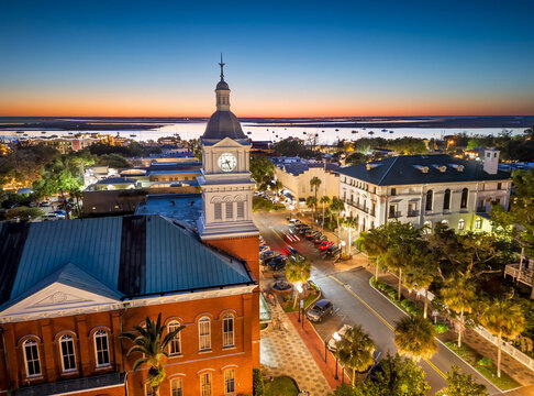 Fernandina Beach, Florida, USA historic downtown cityscape at dusk 319