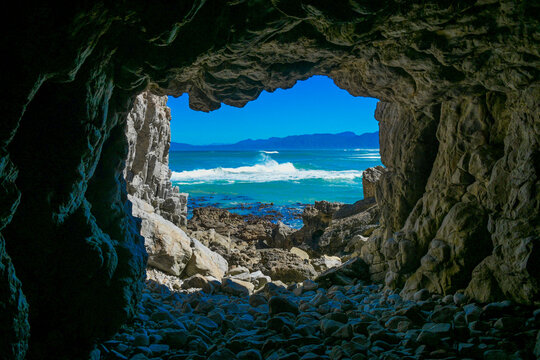 Klipgat caves in De kelders in walker bay nature reserve is a protected area and has majestic views of Atlantic ocean