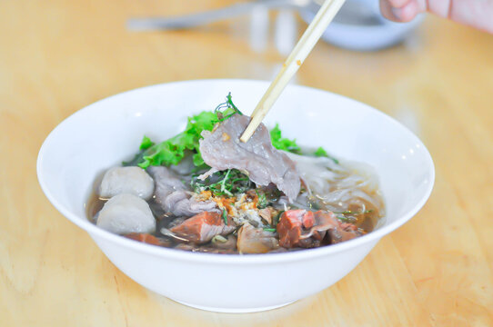 beef noodles or noodles, Chinese noodles or eating noodles