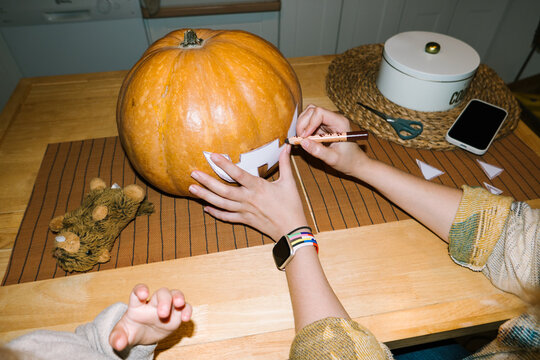 Tracing Pumpkin Face