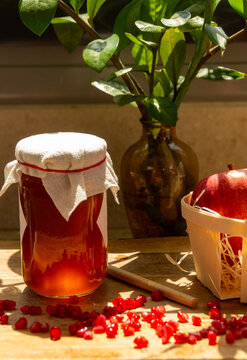 Celebrating Rosh Hashanah with traditional foods