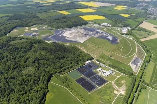 M&uuml;ll Deponie Ihlenberg, waste disposal, waste, aerial view, aerial photograph, aerial view, aerial photograph, rubbish, rubbish mountain, rubbish dump, rubbish dump, landfill, nature, environment, environmental protection, refuse, VEB, bird's eye view, Sch&ouml;nberg, Mecklenburg-Western Pomerania, Germany