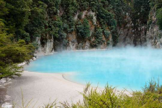 Mysterious Inferno Crater in Waimangu Volcanic Valley - Rotorua, New Zealand