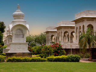 Obraz premium Jaswant Thada in Jodhpur, Rajasthan, India, with ornate white marble architecture and elegant arched details. Photo taken in August 2026.