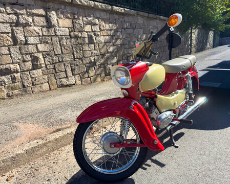 Vintage GDR Scooter Parked on a City Street &ndash; Classic East German Moped