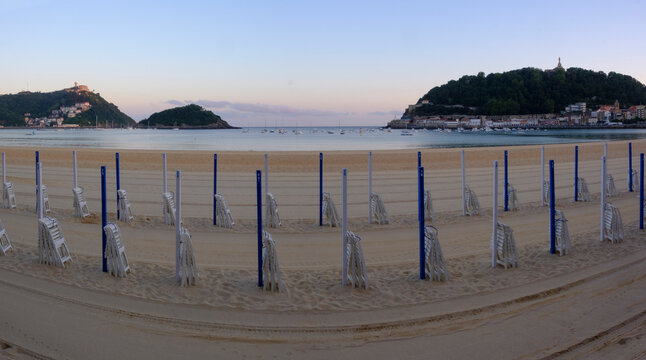 San Sebasti&aacute;n Bay with La Concha Beach, Mount Igueldo and Santa Clara Island, with Boats