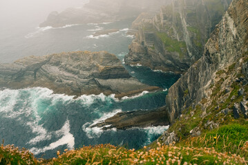 Obraz premium Kerry Cliffs, sea cliffs rising above the Atlantic Ocean near Portmagee on the Iveragh Peninsula, offering spectacular coastal views toward the Skellig Islands - County Kerry, Ireland - 31 Aug 2026