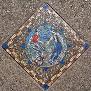 Mosa&iuml;que repr&eacute;sentant des jongleurs et un monocycliste &agrave; Brisbane, Australie
