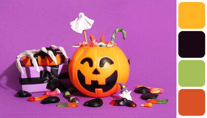 Naklejka premium Halloween celebration and trick or treat concept, pumpkin candy bucket with sweets and spooky gifts on a purple background
