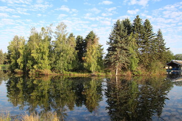Fototapeta premium Summer On The Island, William Hawrelak Park, Edmonton, Alberta