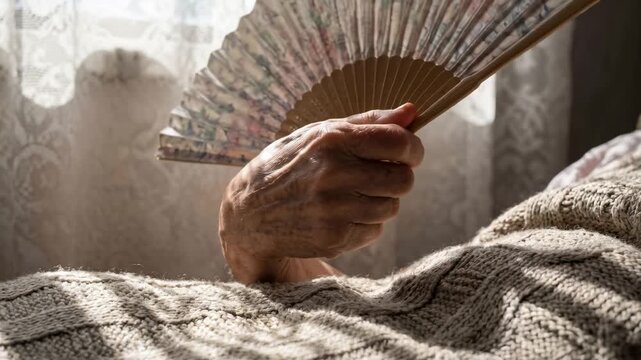 Hospital Healthcare Heat Resilience for Elderly Through Gentle Hand