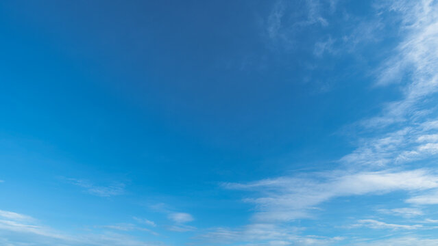 clear blue sky background,clouds with background.