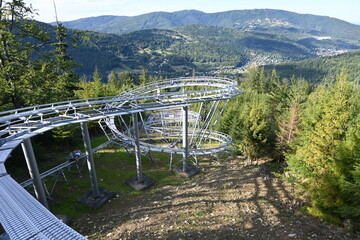 Salamandra Alpine Coaster, kolejka grawitacyjna  w Szczyrk Mountain Resort na Hali Skrzyczeńskiej, Śląsk, Polska, Europa © Albin Marciniak