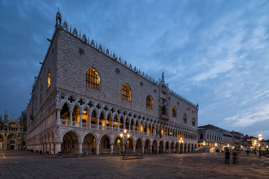 Italy, Venice, St Mark's Square with Doge's Palace at night