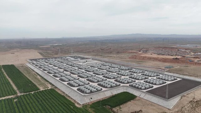 Large scale energy storage power station with neatly arranged battery facilities