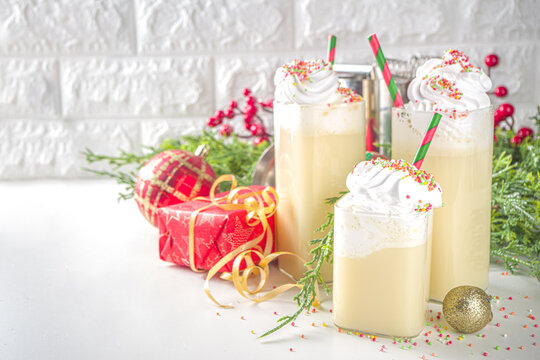 Christmas Sugar Cookie Cocktail