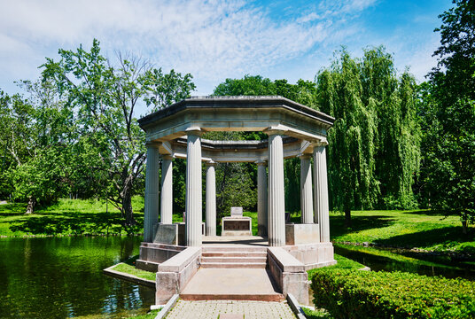 the World War Memorial Pavilion (1931) in Congress Park, Saratoga Springs, New York