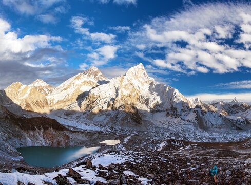Mount Everest evening sunset panorama nepal himalaya