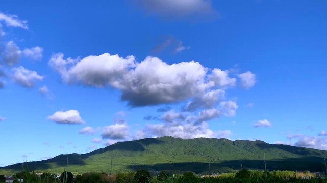 Cloud Timelapse Over Green Hills &ndash; Tilt Down 4K 60fps (No Audio)-seen3