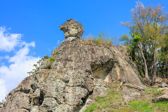 Tengu no Nageishi Rock Balanced on an Oya Stone Cliff in Utsunomiya, Tochigi, Japan