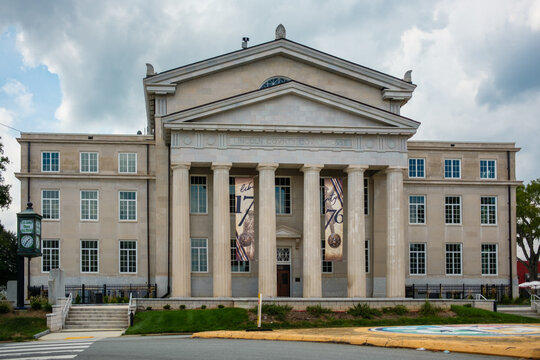 Lincoln County Courthouse with 1776 Banners in Lincolnton North Carolina