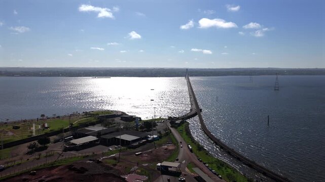 Aerial view of San Roque Gonz&aacute;lez International Bridge crossing the Paran&aacute; River between two countries.