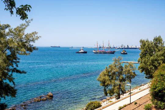 Italian Navy training ship Palinuro sailing from Taranto, a three-masted schooner used for naval training and maritime education, Taranto, Puglia, Italy