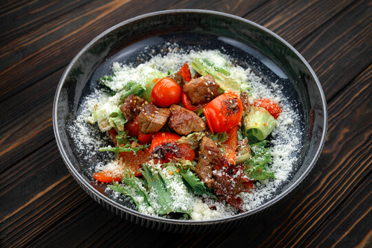 Warm Beef Salad with Cherry Tomatoes and Parmesan