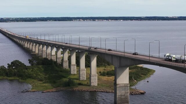 Oland bridge, bit truck, bus, motorcycle and cars, summer day (1of2)