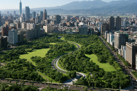 Wildlife passage connects urban parks through a green corridor