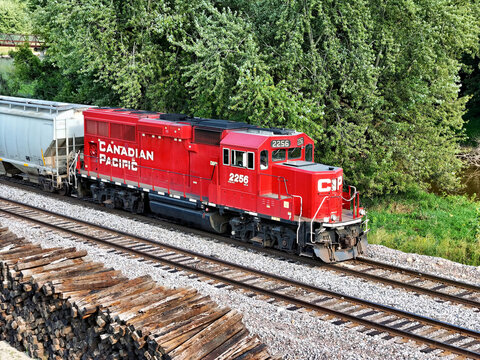 Savanna, Illinois August 17, 2026 CP 2256 GP20C‑ECO locomotive in Canadian Pacific Kansas City local freight service
