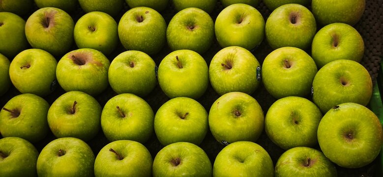 fresh apples in the store, farm market