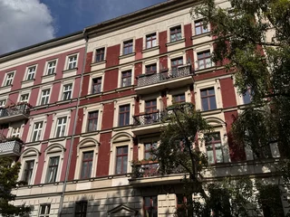 Altbaufassaden im Viertel Prenzlauer Berg / Pankow, Berlin, Germany © finecki