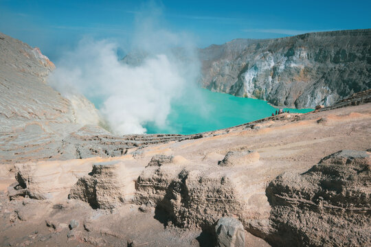 The natural scenery of sulfurous volcanic lake in Ijen, Java, Indonesia.