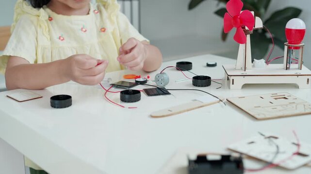 Electronic Activity Kit, STEM science toy,  child learn electrical processes through hand on experience without screen time, emotional intelligence, intellectual intelligence, executive function.