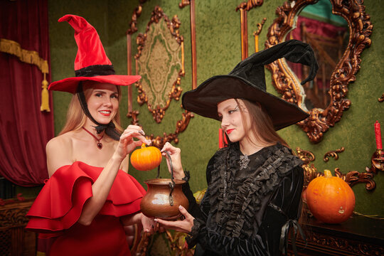Brewing Potion Witches